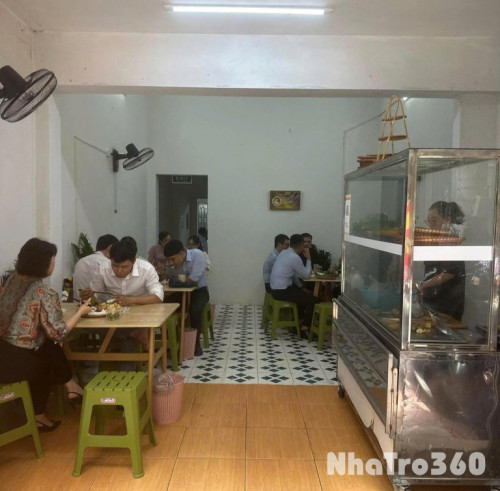 Sang nhượng quán ăn tại phố Nguyễn Chánh -Cầu Giấy - Hà Nội