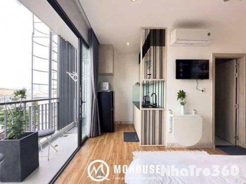 Studio ban công Quận 10, máy giặt riêng, full NT