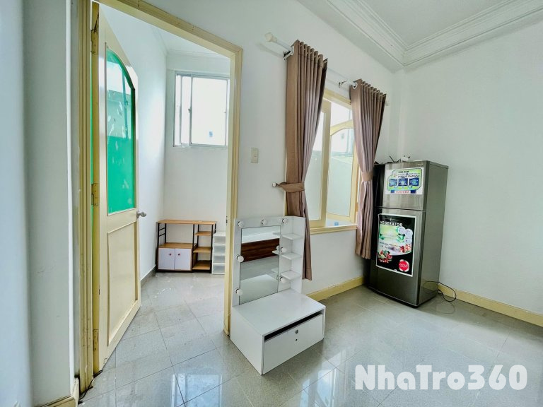 Cho thuê căn hộ Studio Tách bếp, cửa sổ thoáng Q1 gần Ngã Sáu Cộng Hoà, Nowzone, Bệnh viện Từ Dũ