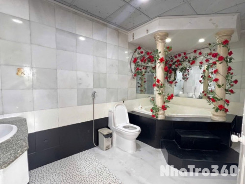 TRỐNG 1 CĂN 2PN-2WC-1PK ( CÓ THANG MÁY )