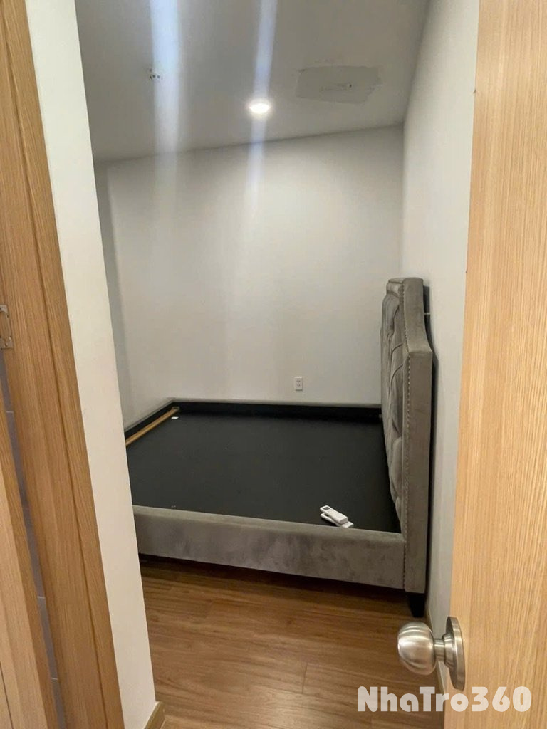 Bóc Seal căn 2PN full NT mới keng ngay ga metro