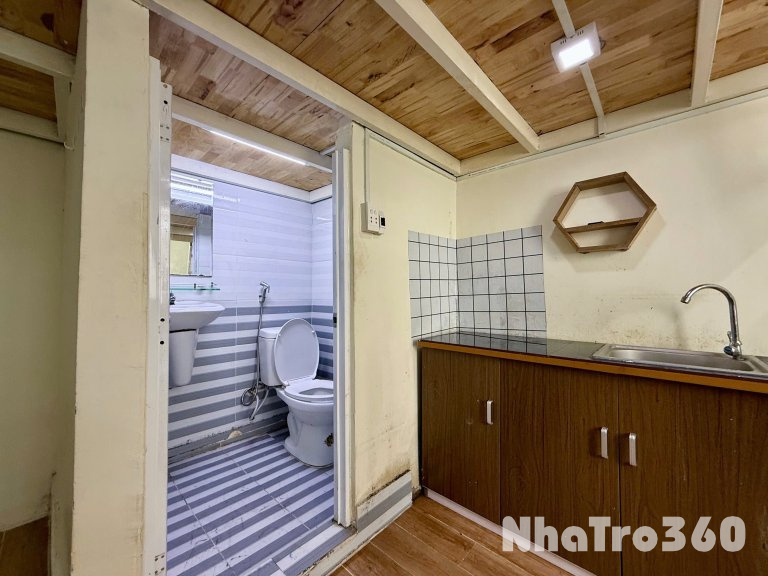 Cho thuê căn hộ Duplex, Q1, Đường CMT8, gần Cầu Ông Lãnh, Công Viên Tao Đàn, Công Viên 23/9