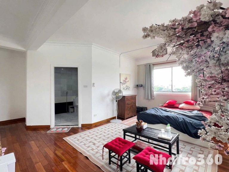 TRỐNG 1 CĂN 2PN-2WC-1PK ( CÓ THANG MÁY )