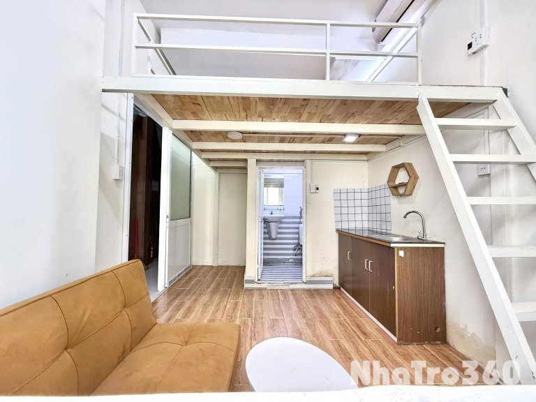 Cho thuê căn hộ Duplex, Q1, Đường CMT8, gần Cầu Ông Lãnh, Công Viên Tao Đàn, Công Viên 23/9