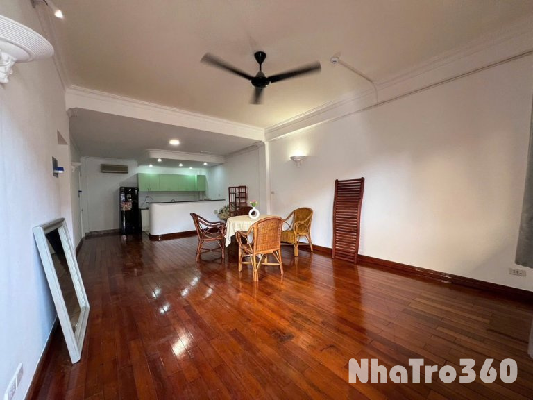 TRỐNG 1 CĂN 2PN-2WC-1PK ( CÓ THANG MÁY )