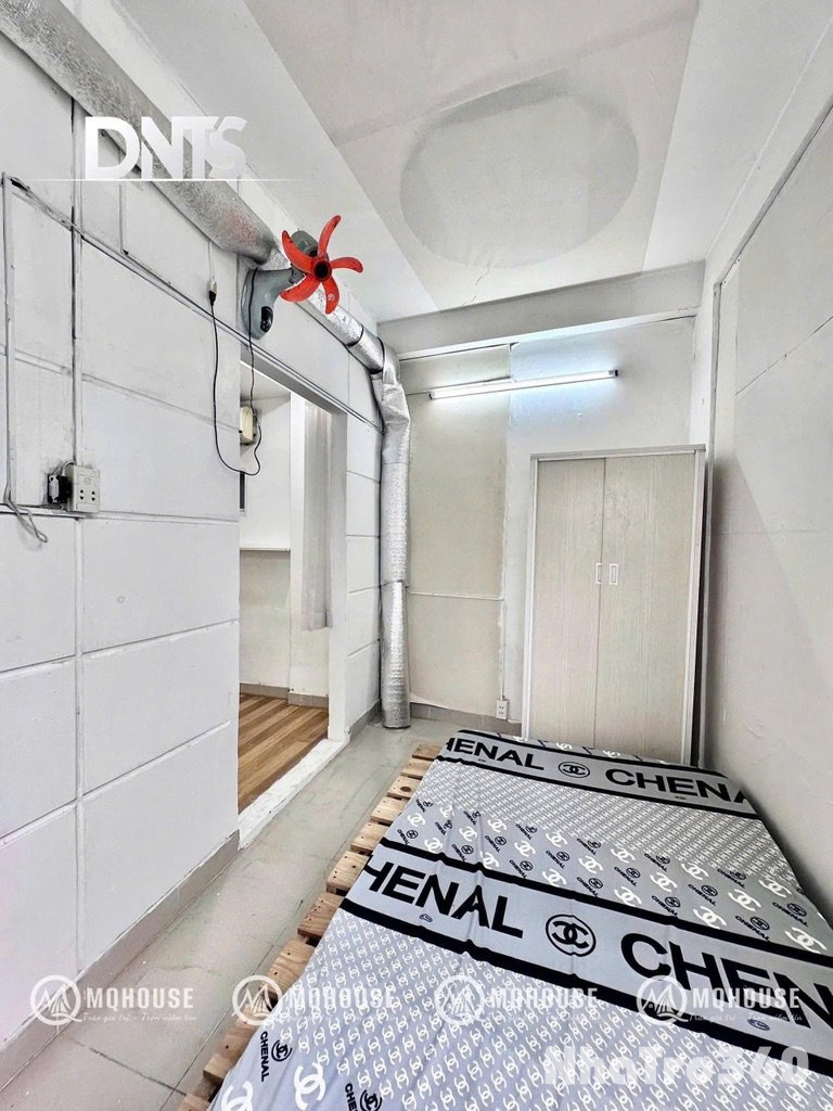 Cho thuê phòng Nguyễn Thị Minh Khai Q3 có bancol