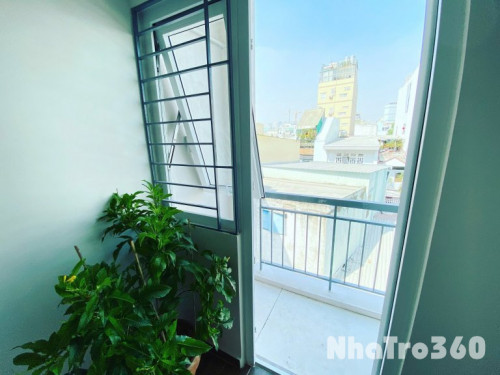 🏡 Cho thuê căn hộ ban công, Q4, Đường Tôn Đản, gần ĐH Nguyễn Tất Thành, ĐH Luật, Chợ Xóm Chiếu