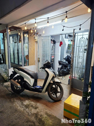 Cho Thuê nhà 2 lầu.2phòng ngủ 7tr8