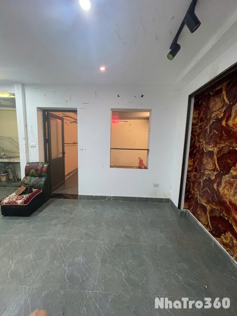 Cho thuê căn hộ tập thể tầng 1 khu Nam Đồng, 50m², gồm 1 PN, 1 PK rộng, 1WC 6.5 Triệu