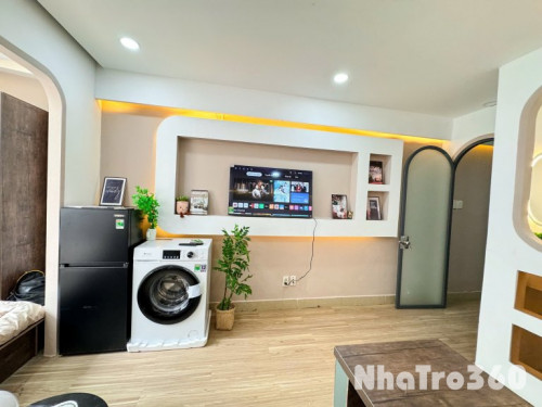 Cho thuê căn hộ tách bếp, Q10, đường 3/2, gần ĐH Y Khoa, Vạn Hạnh Mall, Nhà Thờ Đồng Tiến