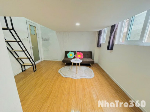 Trống sẵn Duplex quận 1 đầy đủ tiện nghi, cửa sổ