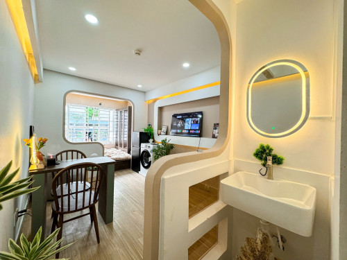 Cho thuê căn hộ tách bếp, Q10, đường 3/2, gần ĐH Y Khoa, Vạn Hạnh Mall, Nhà Thờ Đồng Tiến