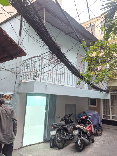 CHO THUÊ NHÀ NGUYÊN CĂN NGUYỄN TẤT THÀNH, P.18, Q.4 GIÁ 4 TRIỆU 500.