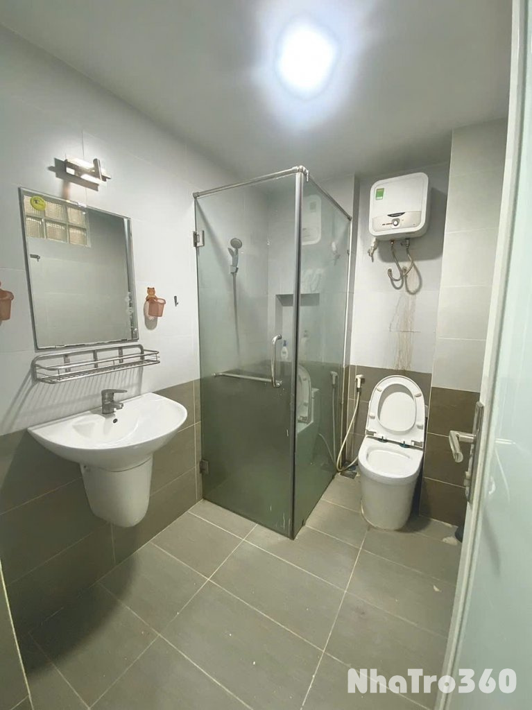 Cho thuê căn hộ 2PN Ban công thoáng Q4 gần ĐH Luật, ĐH Nguyễn Tất Thành, cầu Kênh Tẻ