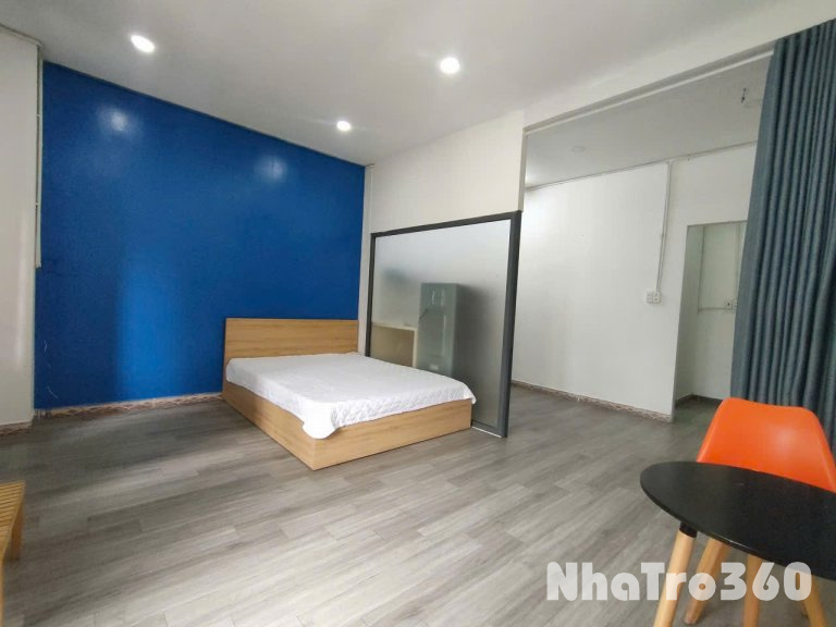 Studio ban công tách bếp Q8 - gần Đh Công Nghệ SG, Parcmall, cầu Chánh Hưng,...