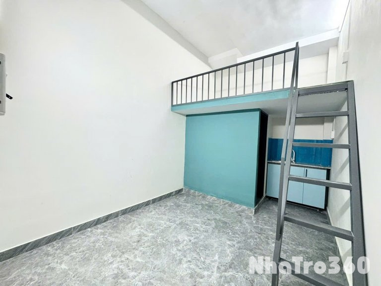 Cho thuê phòng trọ có gác giá rẻ đường Bạch Đằng ngay sân bay Tân Sơn Nhất.