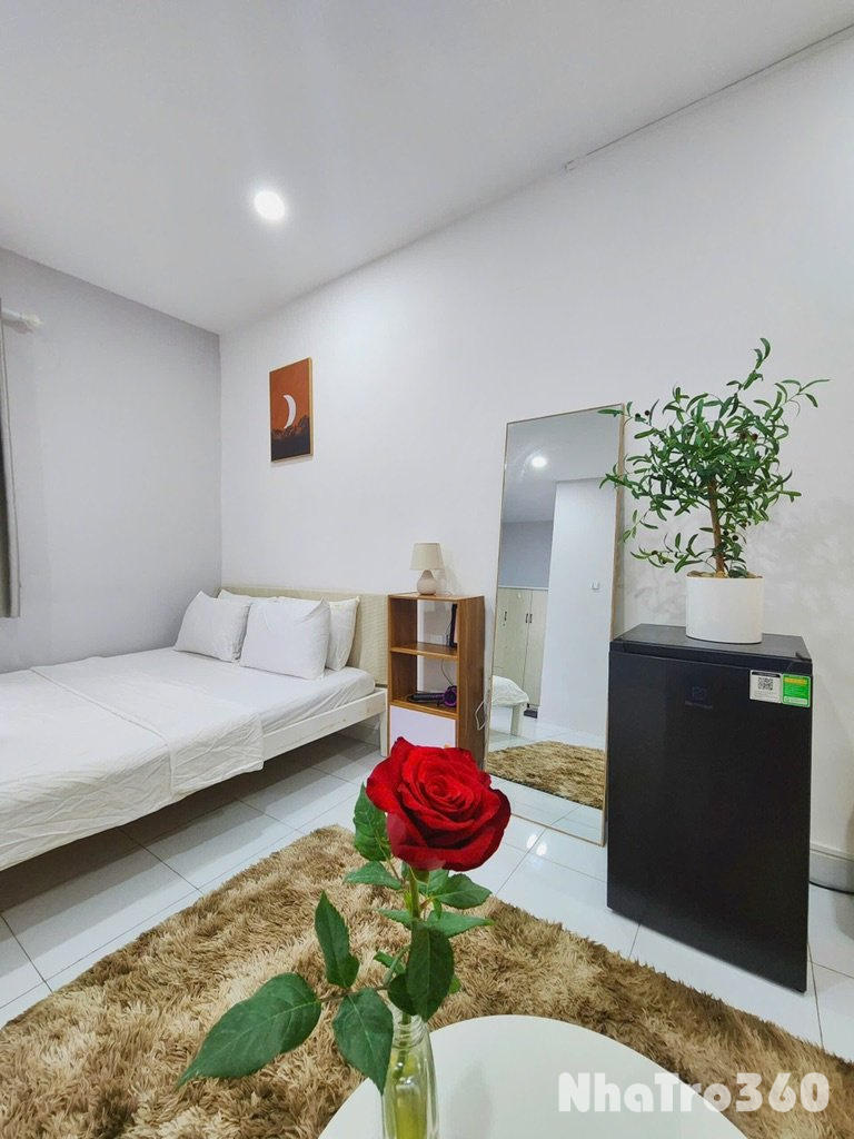 Cho thuê căn hộ quận 1 cửa sổ thoáng, nội thất mới