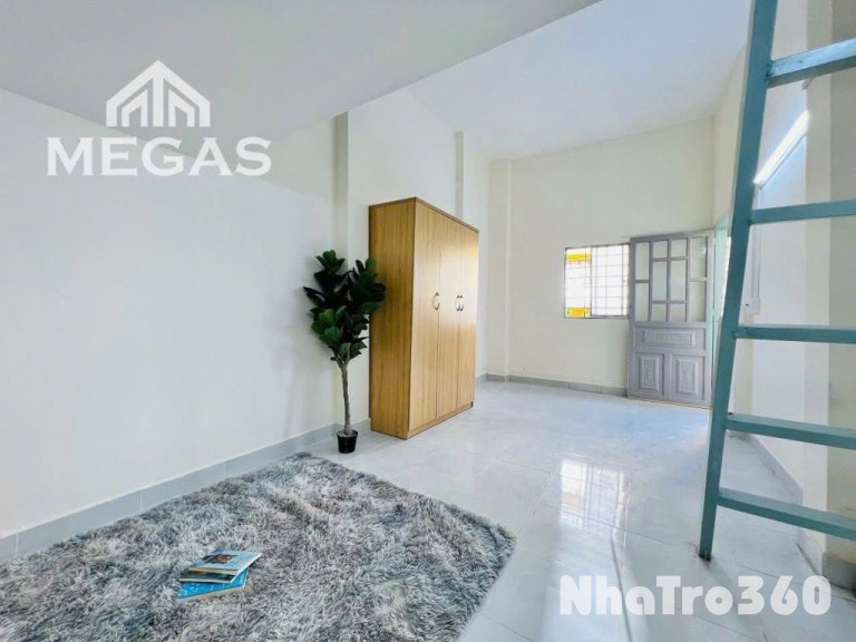 Full nội thất, gác, cửa sổ, bancol, tự do, giá rẻ