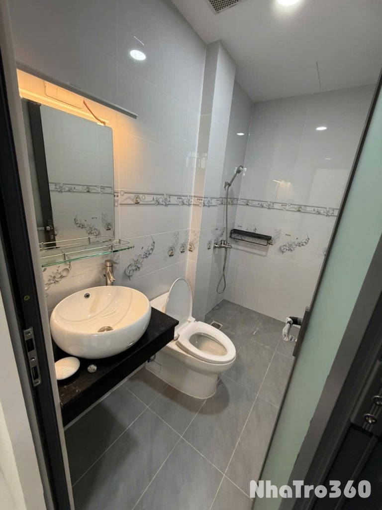 Cho thuê căn hộ Studio Cửa sổ Q4 gần ĐH Luật, ĐH Nguyễn Tất Thành, cầu Kênh Tẻ