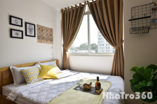 Cho thuê căn hộ quận 1 ban công gần chợ Bến Thành