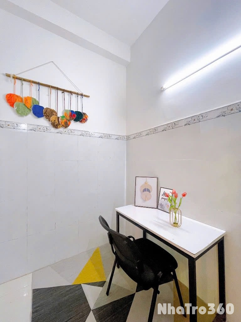 PHÒNG TRỌ CÓ GÁC THOÁNG - CỬA SỔ LỚN