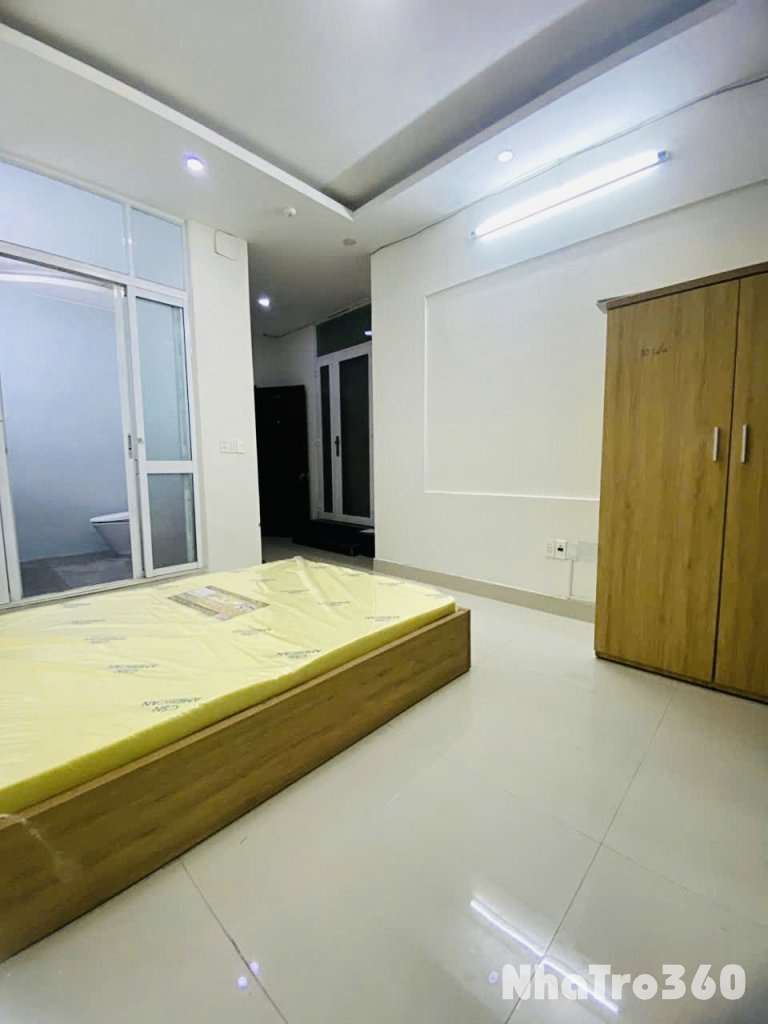 🏡 Cho thuê căn hộ ban công, Q4, Đường Tôn Thất Thuyết, gần ĐH Nguyễn Tất Thành, ĐH Luật, Chợ Xóm Chiếu