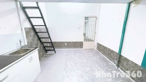 Duplex cao - Gác rộng 1m8