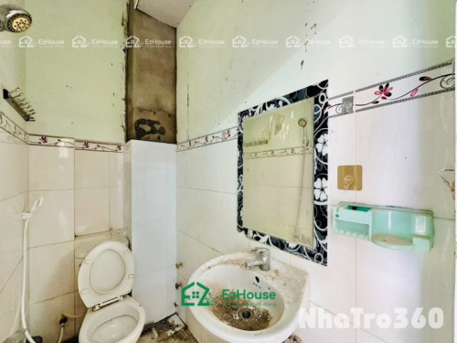 Ban công - Cửa sổ trời - Có gác - Quận 6- 3tr8