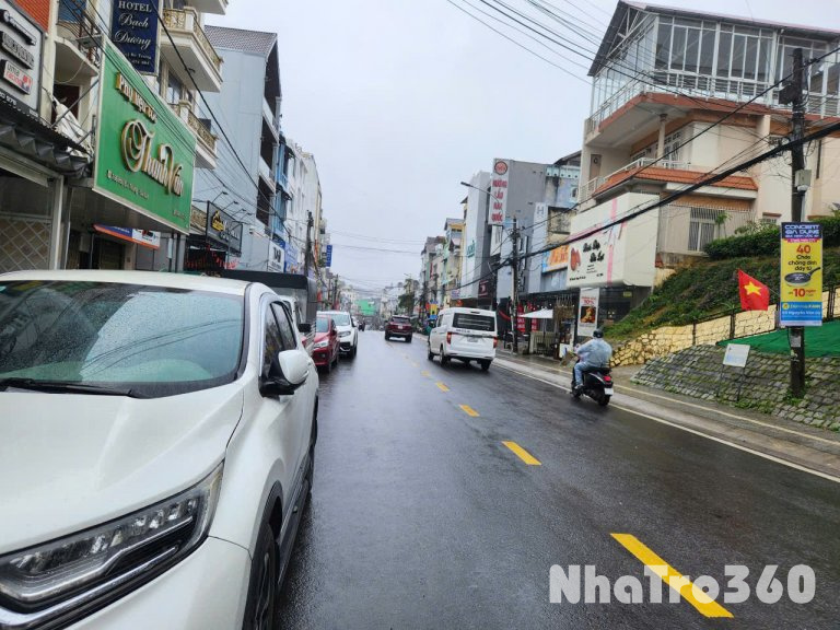 CHO THUÊ KHÁCH SẠN MẶT TIỀN HAI BÀ TRƯNG P6 ĐÀ LẠT - 29PN, THANG MÁY, FULL NỘI THẤT - 110TR