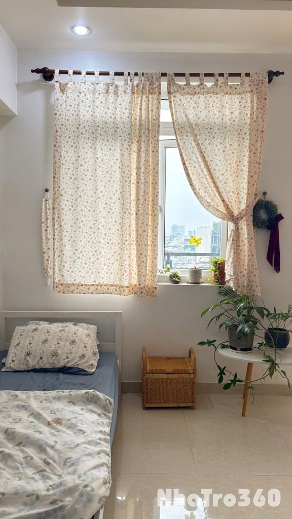 Cho thuê phòng Hoàng Sa Q1 gần cv Lê Văn Tám