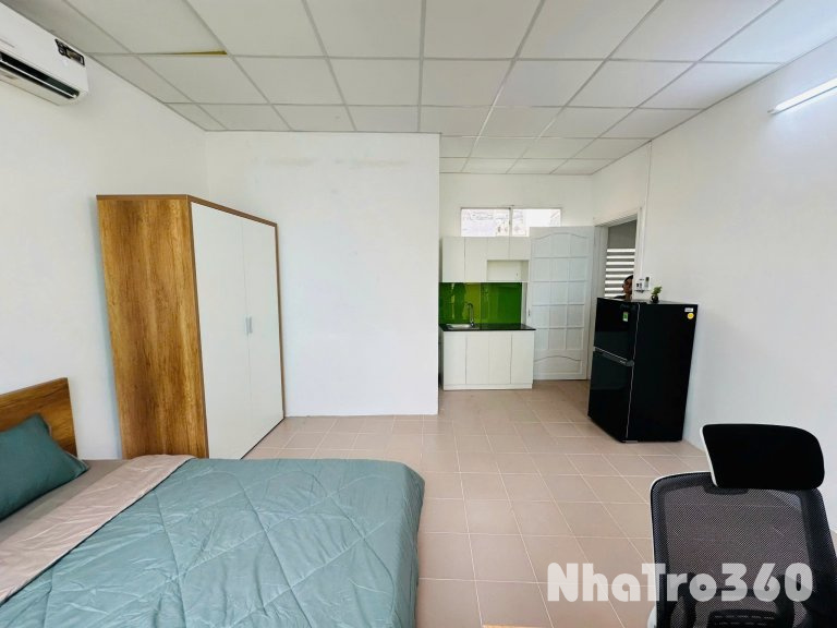 Studio ban công lớn Q10 - gần Đh Bách Khoa, Đh Huflit, Vạn Hạnh Mall, Công Trường Dân Chủ,...