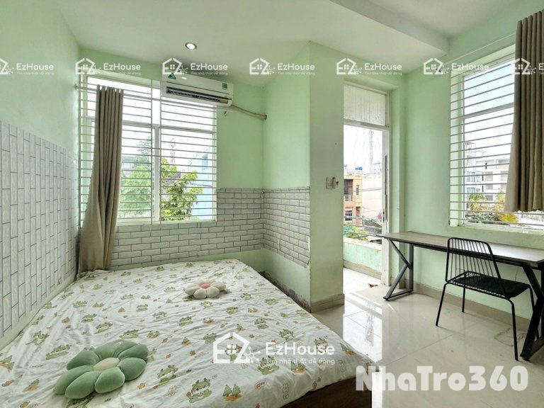 Căn hộ full nội thất rộng rãi có ban công tiện lợi