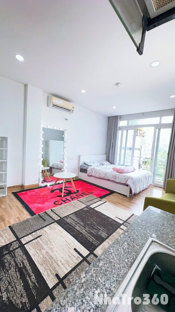 Cho thuê studio ban công quận 4 gần chợ Bến Thành