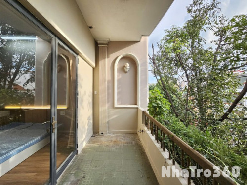 Cho thuê căn hộ 1PN, ban công, Q4, Đường Khánh Hội, gần Cầu Ông Lãnh, Cầu Kênh Tẻ, Công Viên Khánh Hội