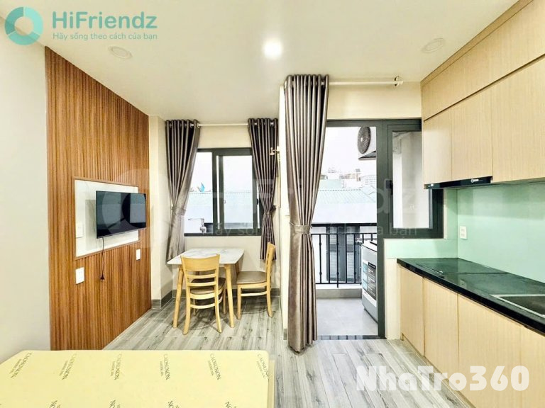 Cuối tháng 11 trống