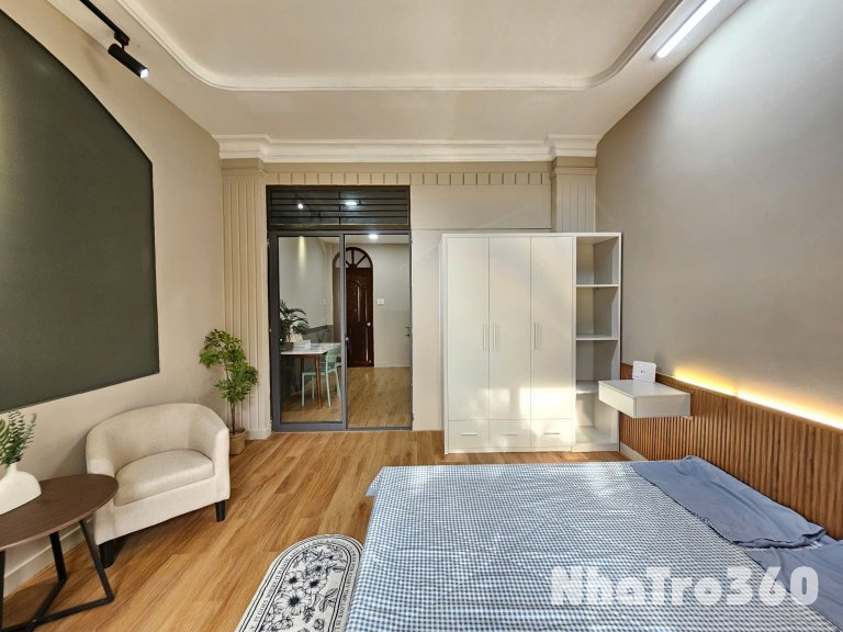 Cho thuê căn hộ 1PN, ban công, Q4, Đường Khánh Hội, gần Cầu Ông Lãnh, Cầu Kênh Tẻ, Công Viên Khánh Hội