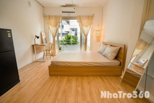Cho thuê căn studio ban công thoáng Q1, ngay công viên Lê Văn Tám, vòng xoay ĐBP, cầu Bông, Đh Sài Gòn, Đh KHXH&NV,...