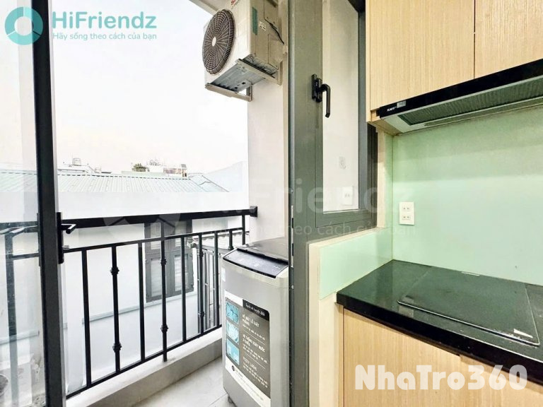 Cuối tháng 11 trống