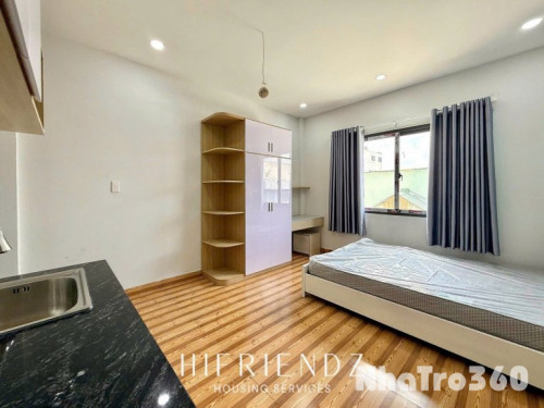 Studio cửa sổ lớn full nội thất, gần Parcmall, cầu Tạ Quang Bửu, Central Premium,... 