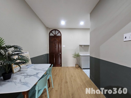 Cho thuê căn hộ 1PN, ban công, Q4, Đường Khánh Hội, gần Cầu Ông Lãnh, Cầu Kênh Tẻ, Công Viên Khánh Hội