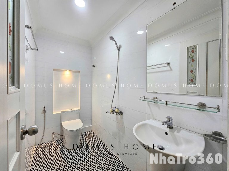 Cho thuê căn hộ 1PN, ban công, Q4, Đường Khánh Hội, gần Cầu Ông Lãnh, Cầu Kênh Tẻ, Công Viên Khánh Hội