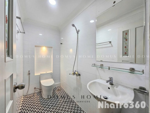 Cho thuê căn hộ 1PN, ban công, Q4, Đường Khánh Hội, gần Cầu Ông Lãnh, Cầu Kênh Tẻ, Công Viên Khánh Hội