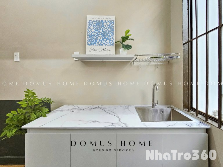 Cho thuê căn hộ 1PN, ban công, Q4, Đường Khánh Hội, gần Cầu Ông Lãnh, Cầu Kênh Tẻ, Công Viên Khánh Hội