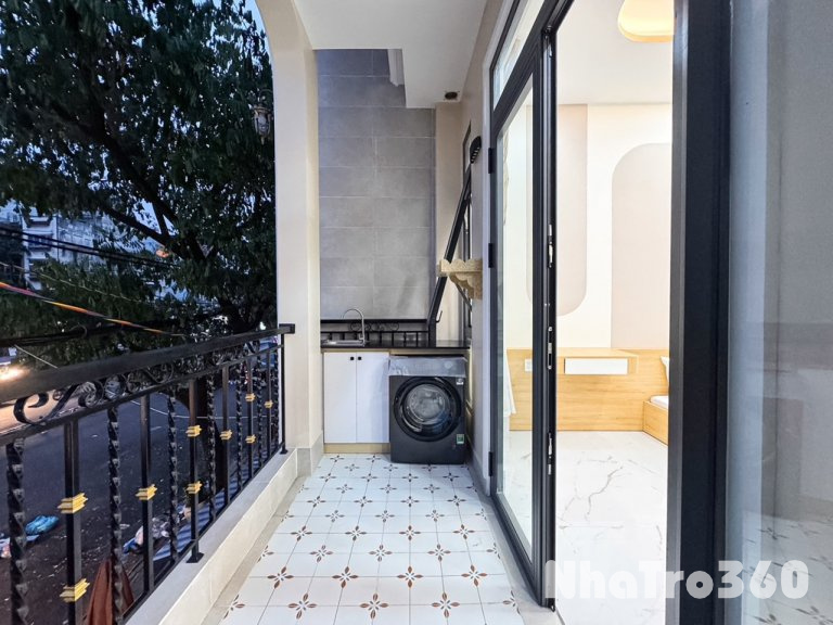 CĂN HỘ 2 PHÒNG NGỦ BAN CÔNG 40m2 QUẬN 4