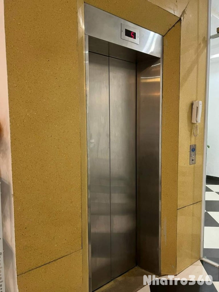 Mình cho thuê nhà mới, hai đường đi, Thái Hà; vỉa hè 95m2* 5T- 30 Tr