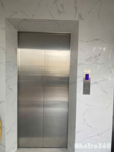 Tôi cho thuê nhà mới, hai mặt tiền, Phương Liệt, 106m2x 4T vỉa hè 28 Tr