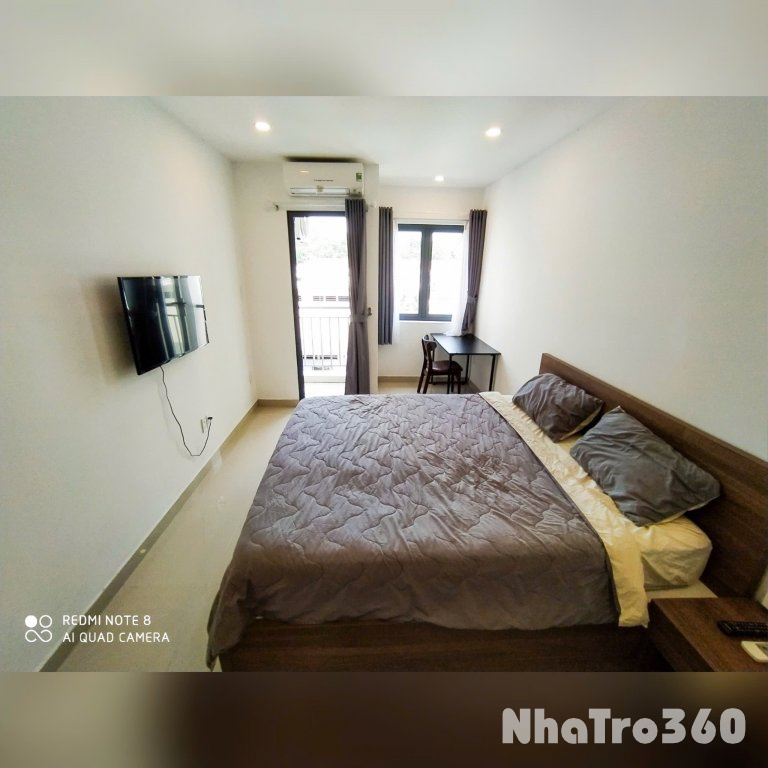 Cho thuê căn hộ 1PN, ban công, Q10, đường Thành Thái, gần ĐH Y Khoa, ĐH Bách Khoa, Vạn Hạnh Mall