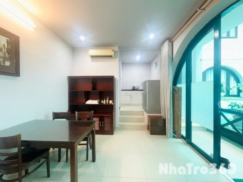 Cho thuê studio ban công lớn Q1, gần công viên Lê Văn Tám, vòng xoay Điện Biên Phủ, chợ Tân Định, nhà thờ Tân Đinh,....