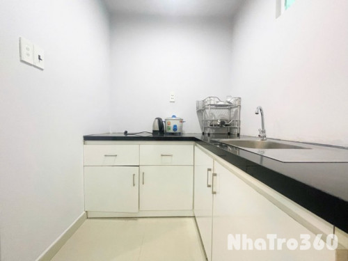 Cho thuê studio ban công lớn Q1, gần công viên Lê Văn Tám, vòng xoay Điện Biên Phủ, chợ Tân Định, nhà thờ Tân Đinh,....