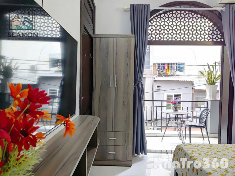 Cho thuê căn hộ ban công, Q1, Đường Nguyễn Bỉnh Khiêm, gần ĐH Y Dược, Thảo Cầm Viên, Cầu Thị Nghè